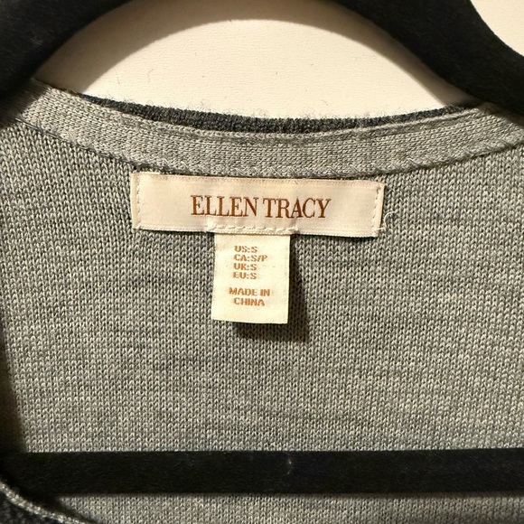 Ellen Tracy gray sweater size small. - Picture 5 of 5
